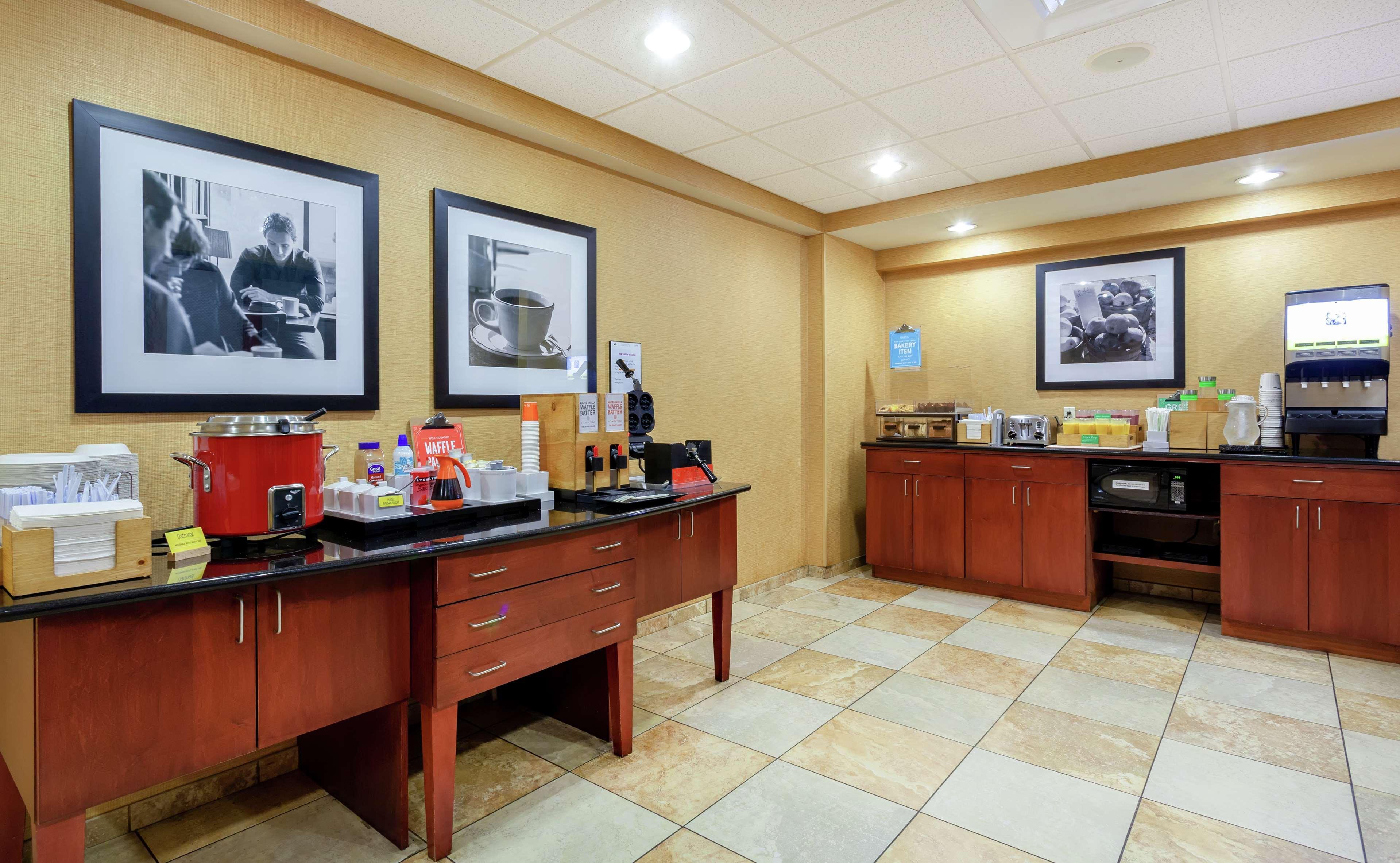 Hampton Inn & Suites Port Richey Bagian luar foto