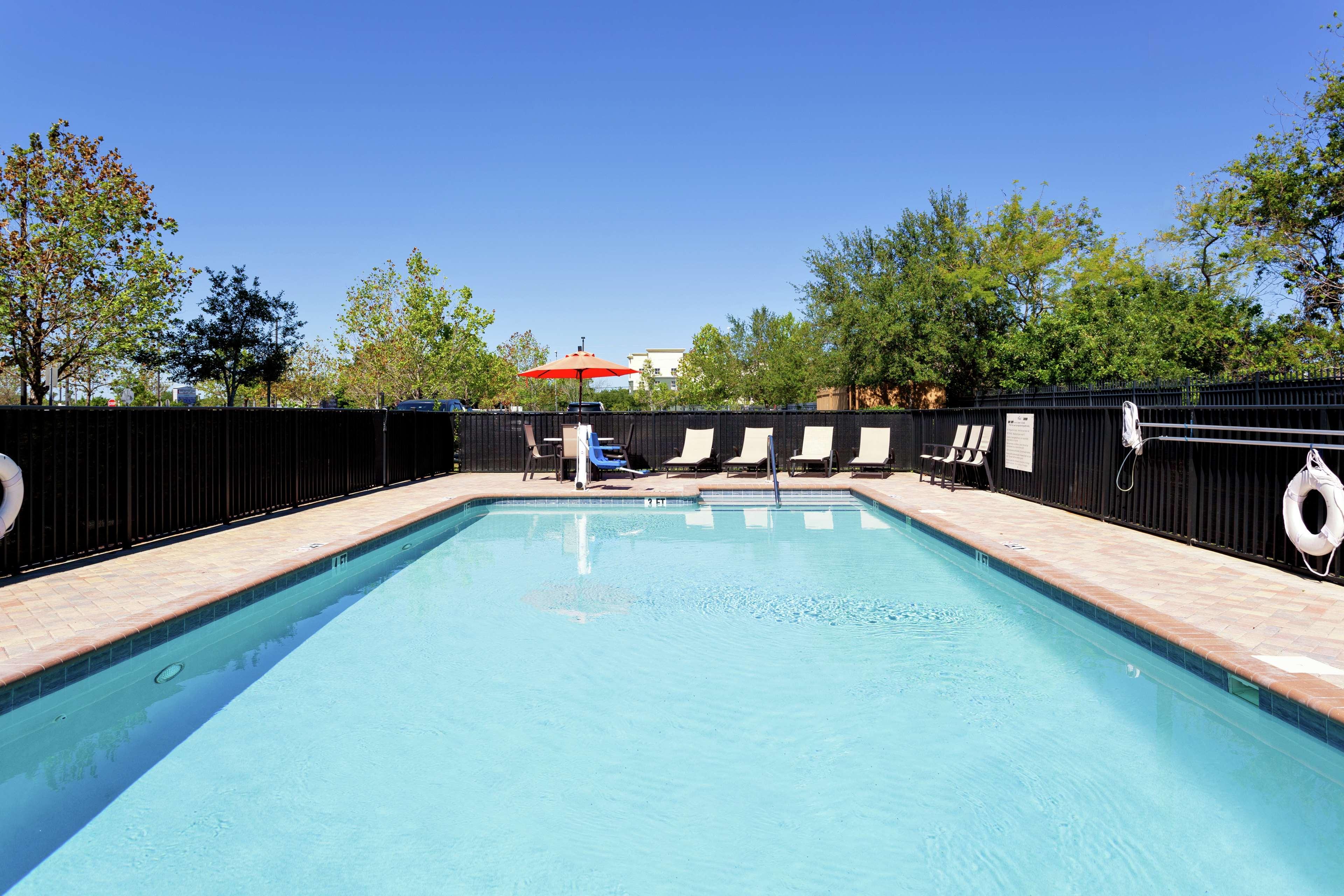 Hampton Inn & Suites Port Richey Bagian luar foto